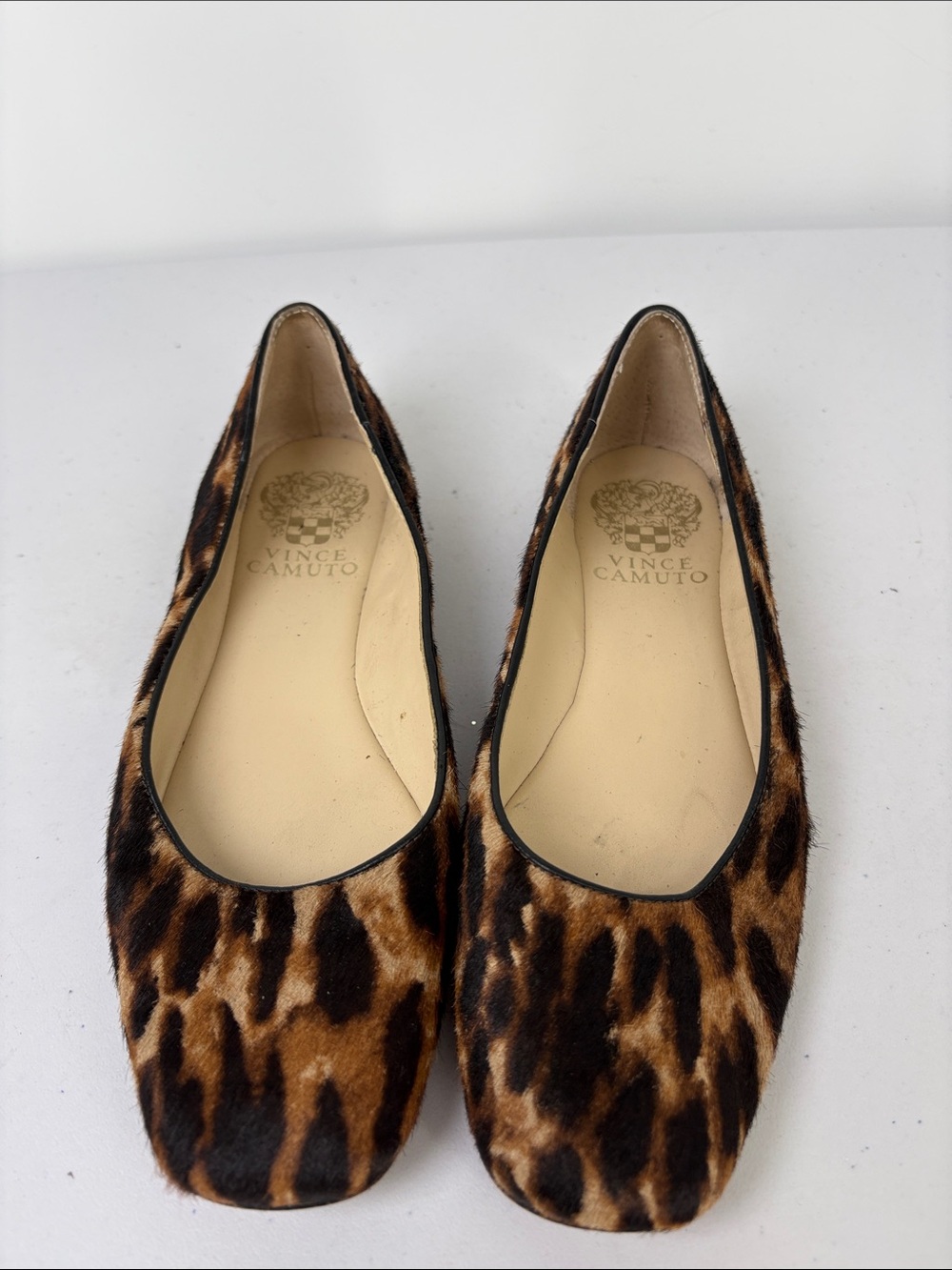 🥿 Vince Camuto Leopard-Print Ballet Flats in Brown & Black cow fur - Picture 2 of 8